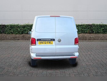 Used Volkswagen Transporter 2022 for sale - 78102508: Photo