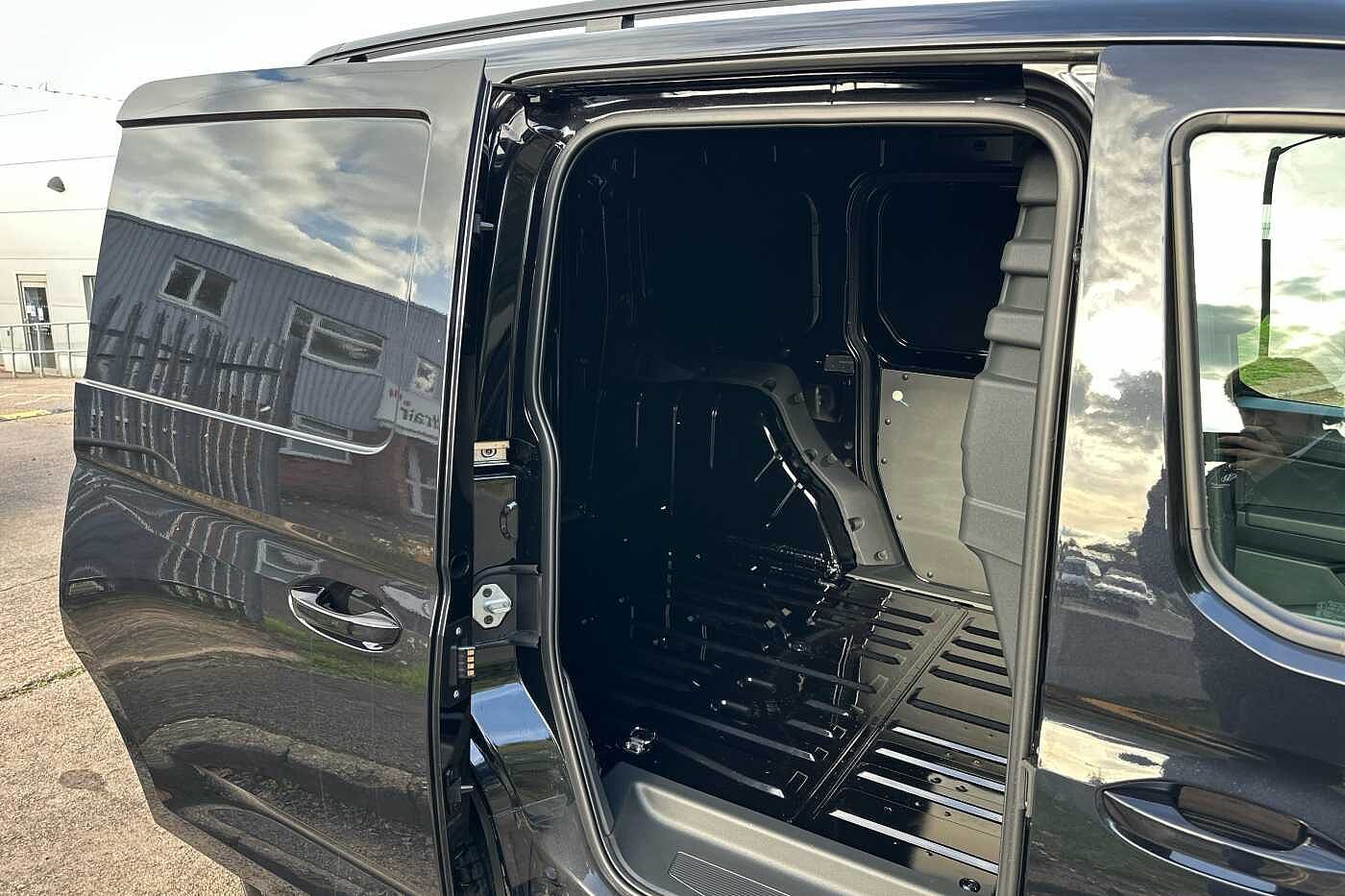 Used Volkswagen Caddy 2025 for sale - 76647333: Photo 13