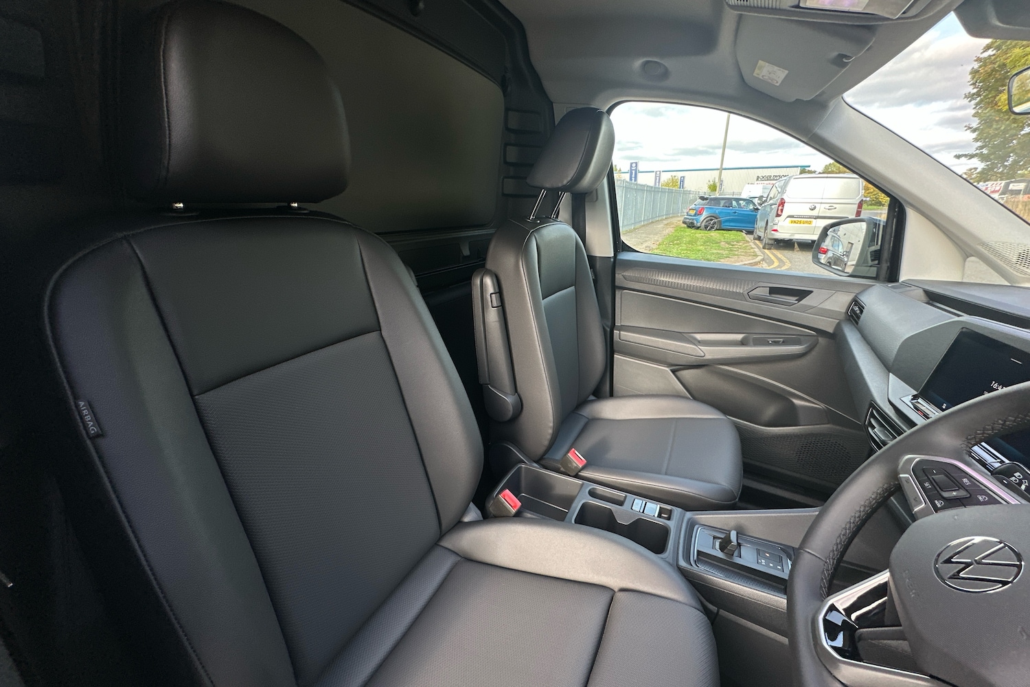 Used Volkswagen Caddy 2025 for sale - 76647333: Photo 35