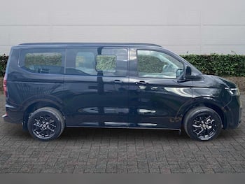 Used Volkswagen Transporter Shuttle 2026 for sale - 79822331: Photo