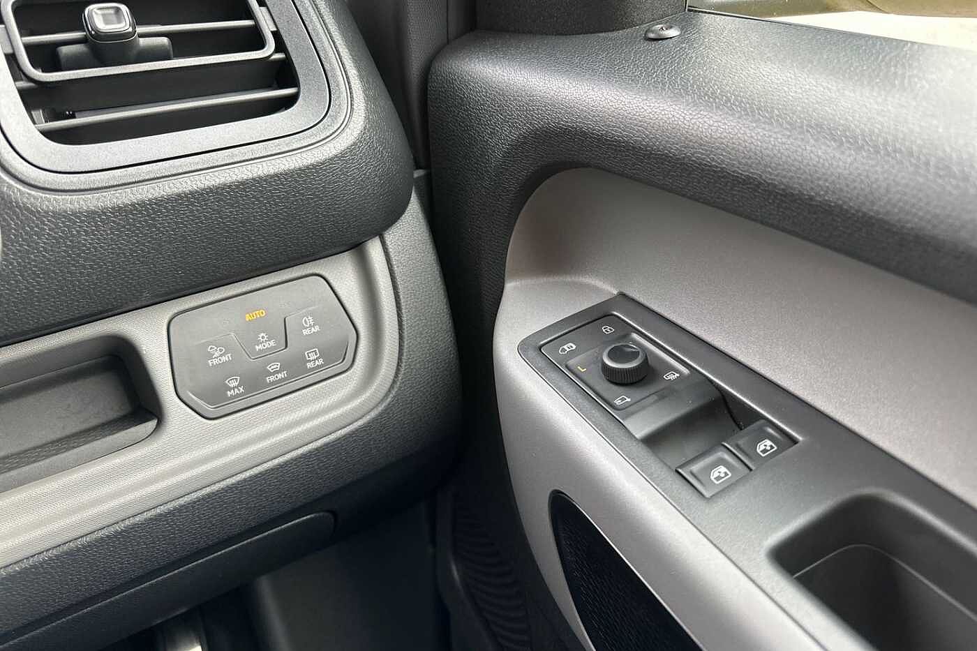 Used Volkswagen ID. Buzz Cargo 2025 for sale - 76434289: Photo 17