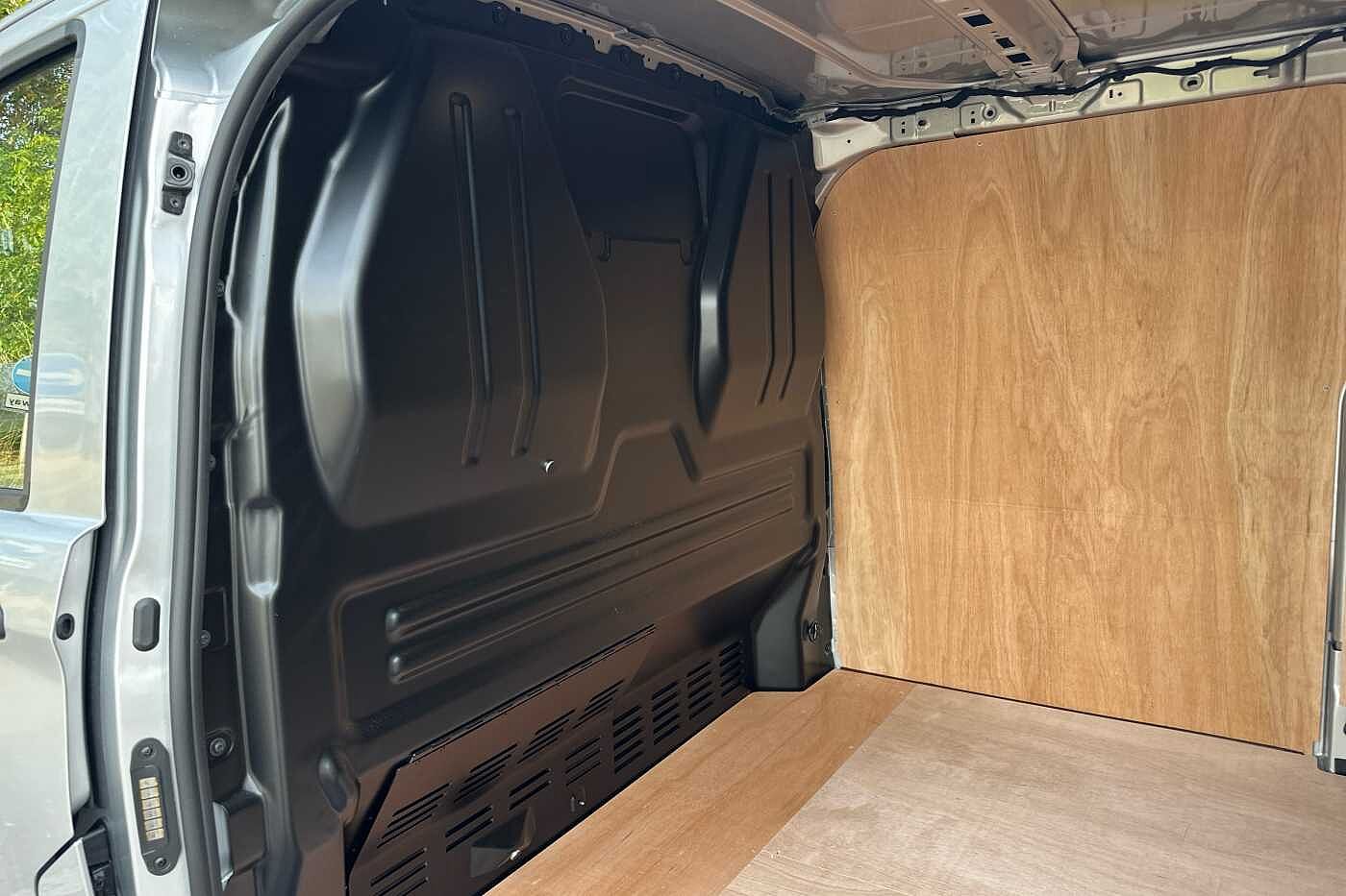 Used Volkswagen Transporter 2025 for sale - 76176068: Photo 10