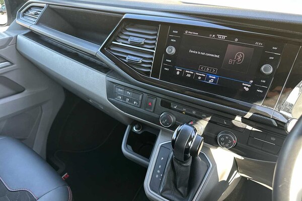 Used Volkswagen Transporter 2023 for sale - 75024946: Photo 16
