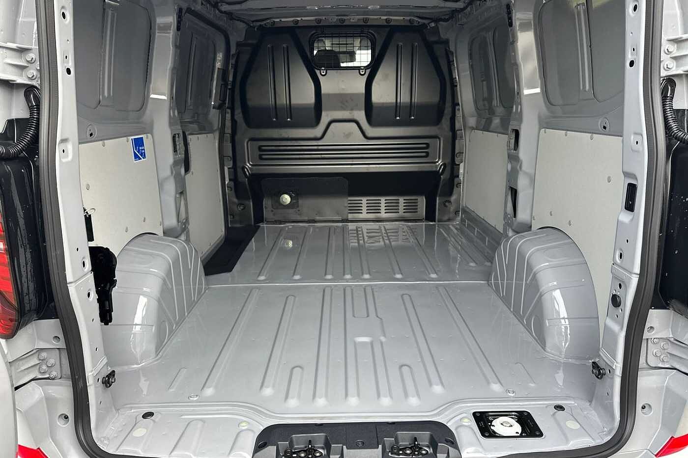 Used Volkswagen Transporter 2025 for sale - 77124434: Photo 11