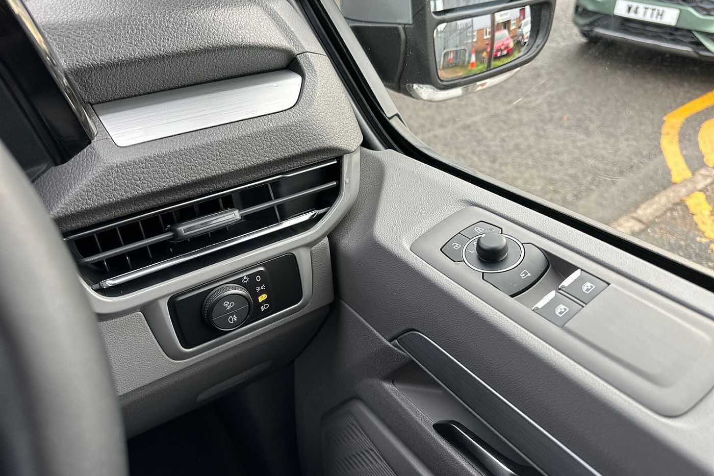 Used Volkswagen Transporter 2025 for sale - 77124434: Photo 17