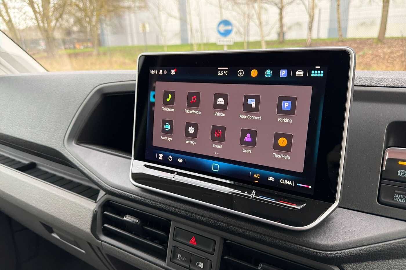 Used Volkswagen Crafter 2025 for sale - 77124417: Photo 12