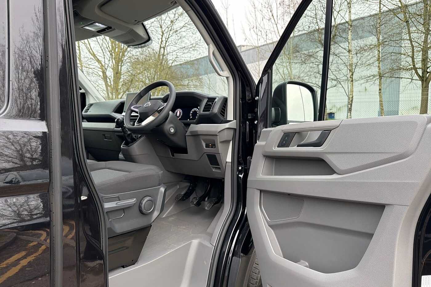 Used Volkswagen Crafter 2025 for sale - 77124417: Photo 14