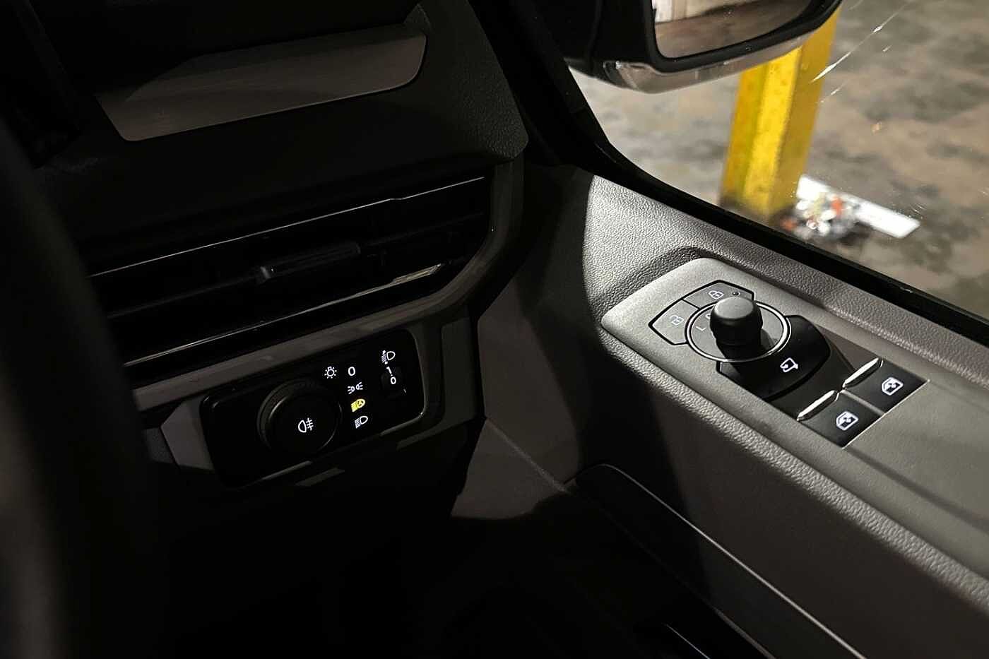 Used Volkswagen Transporter 2025 for sale - 77124700: Photo 19