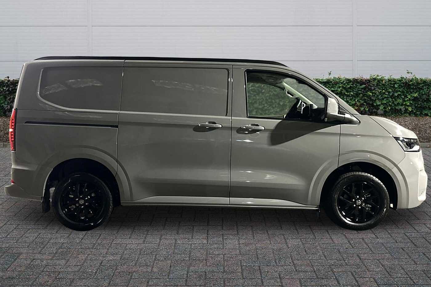 Used Volkswagen Transporter 2025 for sale - 77124700: Photo 4