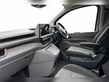 Used Volkswagen Transporter 2025 for sale - 76800542: Photo