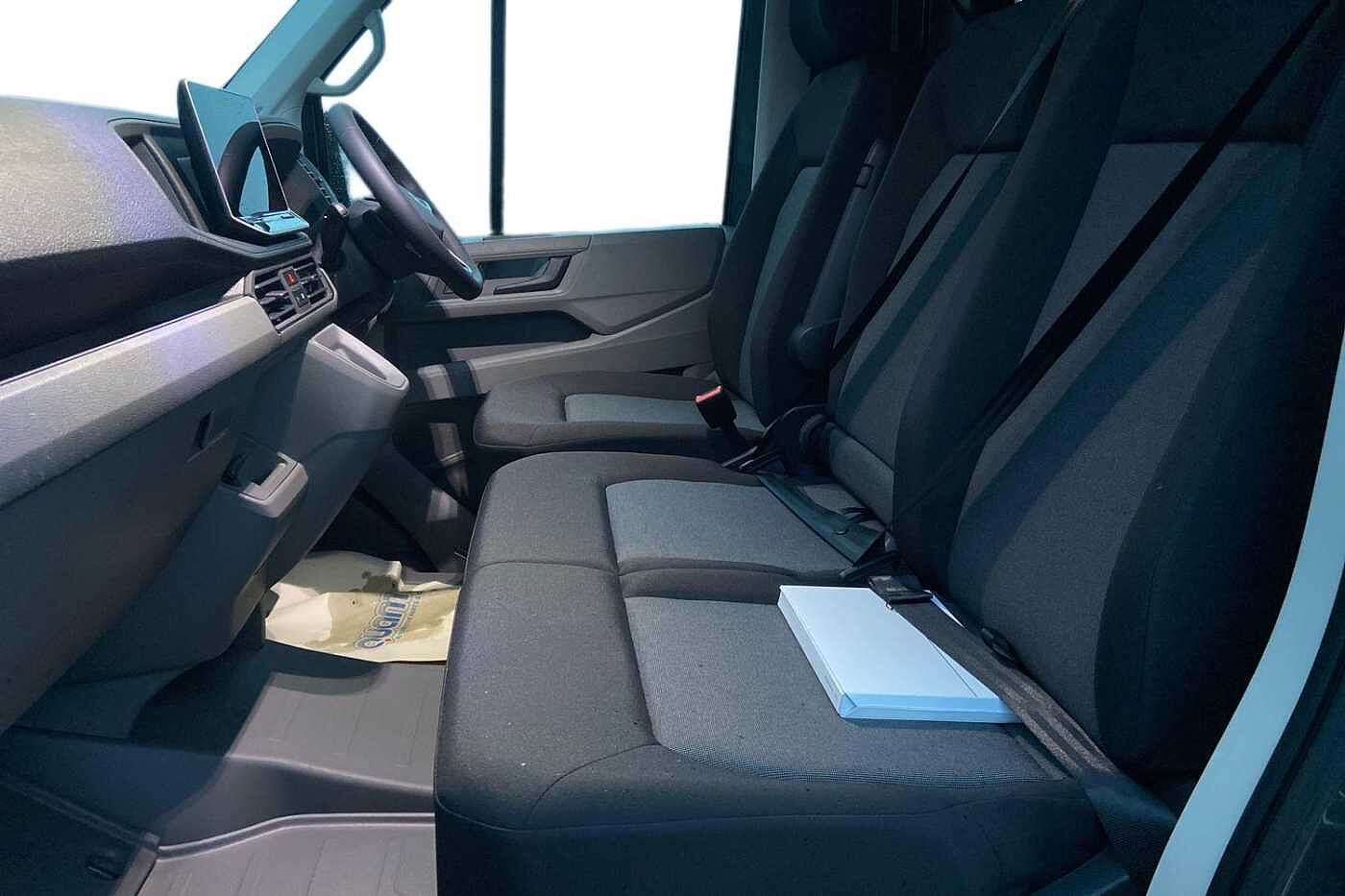 Used Volkswagen Crafter 2025 for sale - 77346335: Photo 2