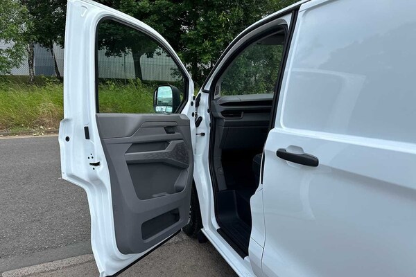 Used Volkswagen Transporter 2025 for sale - 74852820: Photo 11