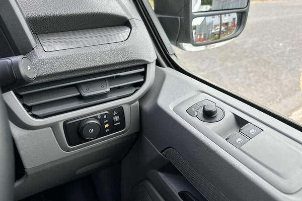 Used Volkswagen Transporter 2025 for sale - 74852820: Photo 16