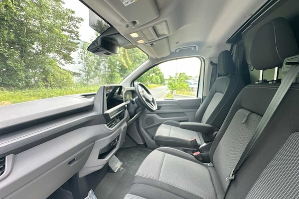 Used Volkswagen Transporter 2025 for sale - 74852820: Photo 2