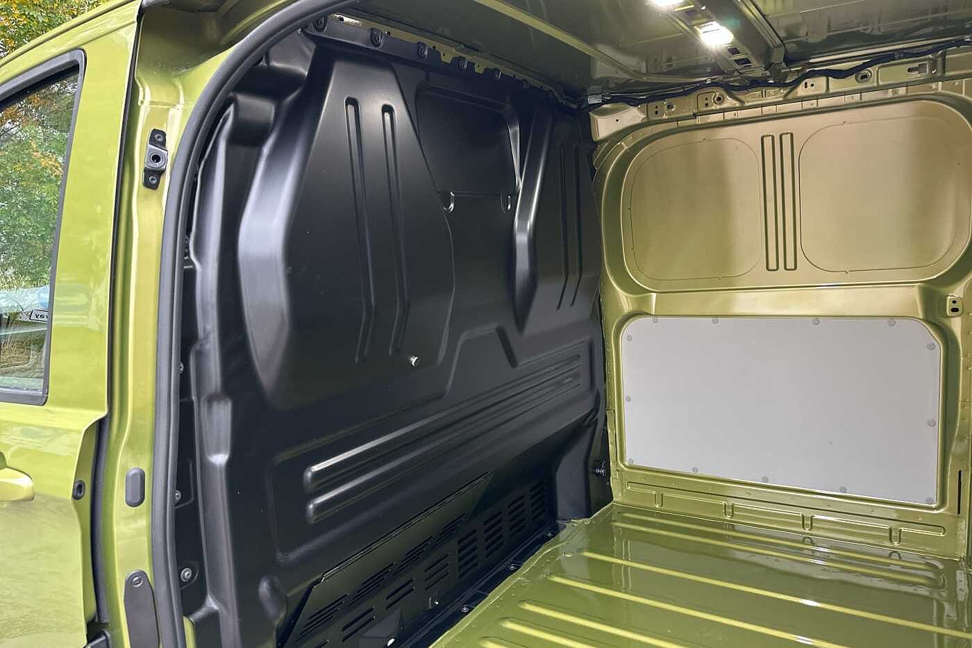 Used Volkswagen Transporter 2025 for sale - 76176052: Photo 10