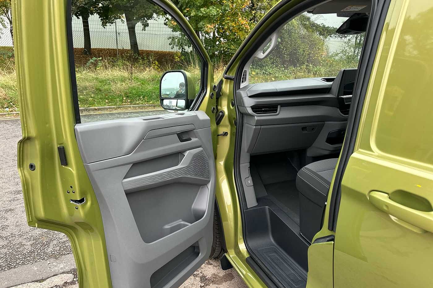 Used Volkswagen Transporter 2025 for sale - 76176052: Photo 11