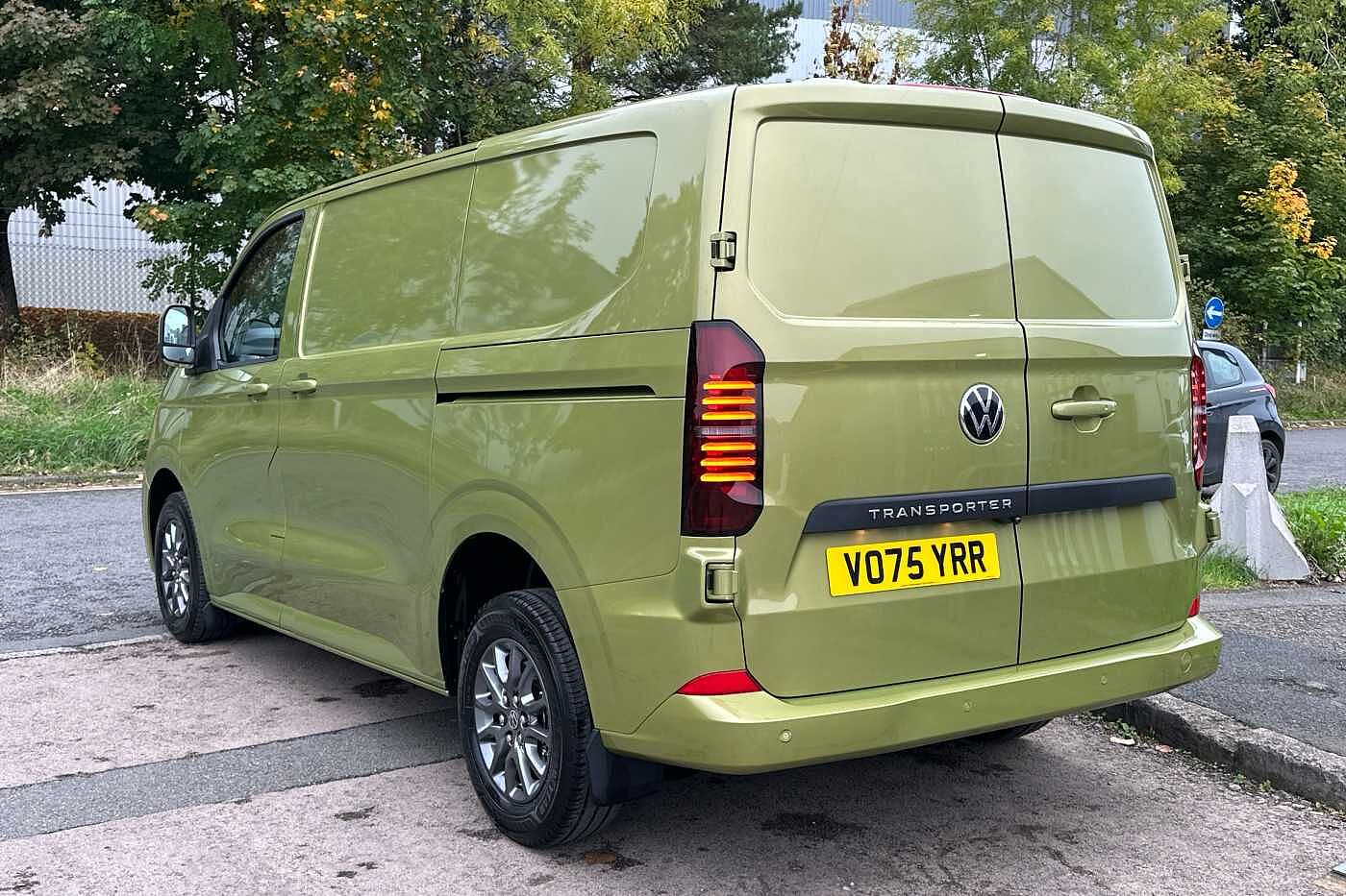 Used Volkswagen Transporter 2025 for sale - 76176052: Photo 3