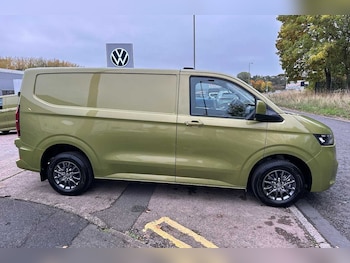 Used Volkswagen Transporter 2025 for sale - 76176052: Photo