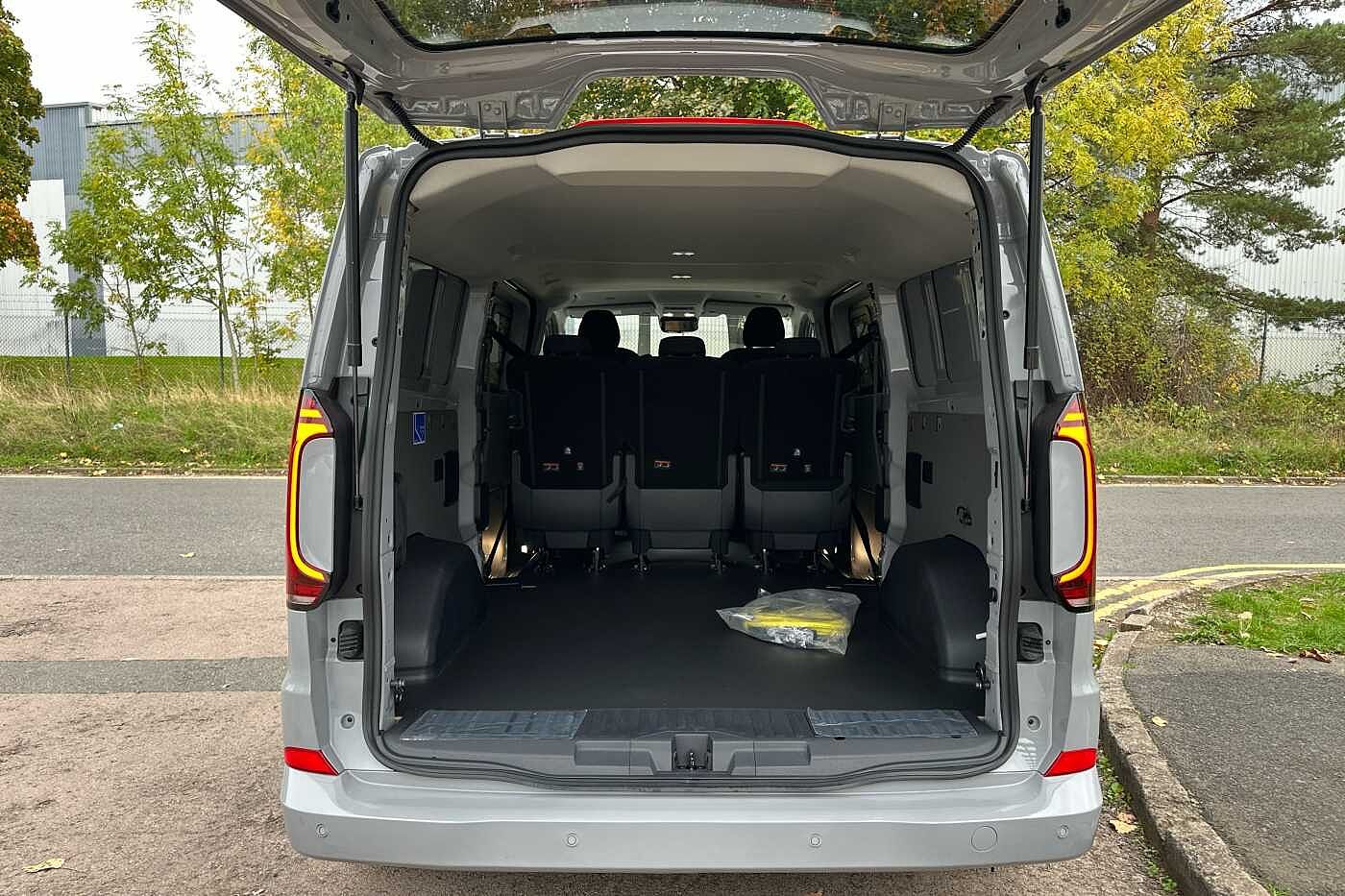 Used Volkswagen Transporter 2025 for sale - 76176054: Photo 7