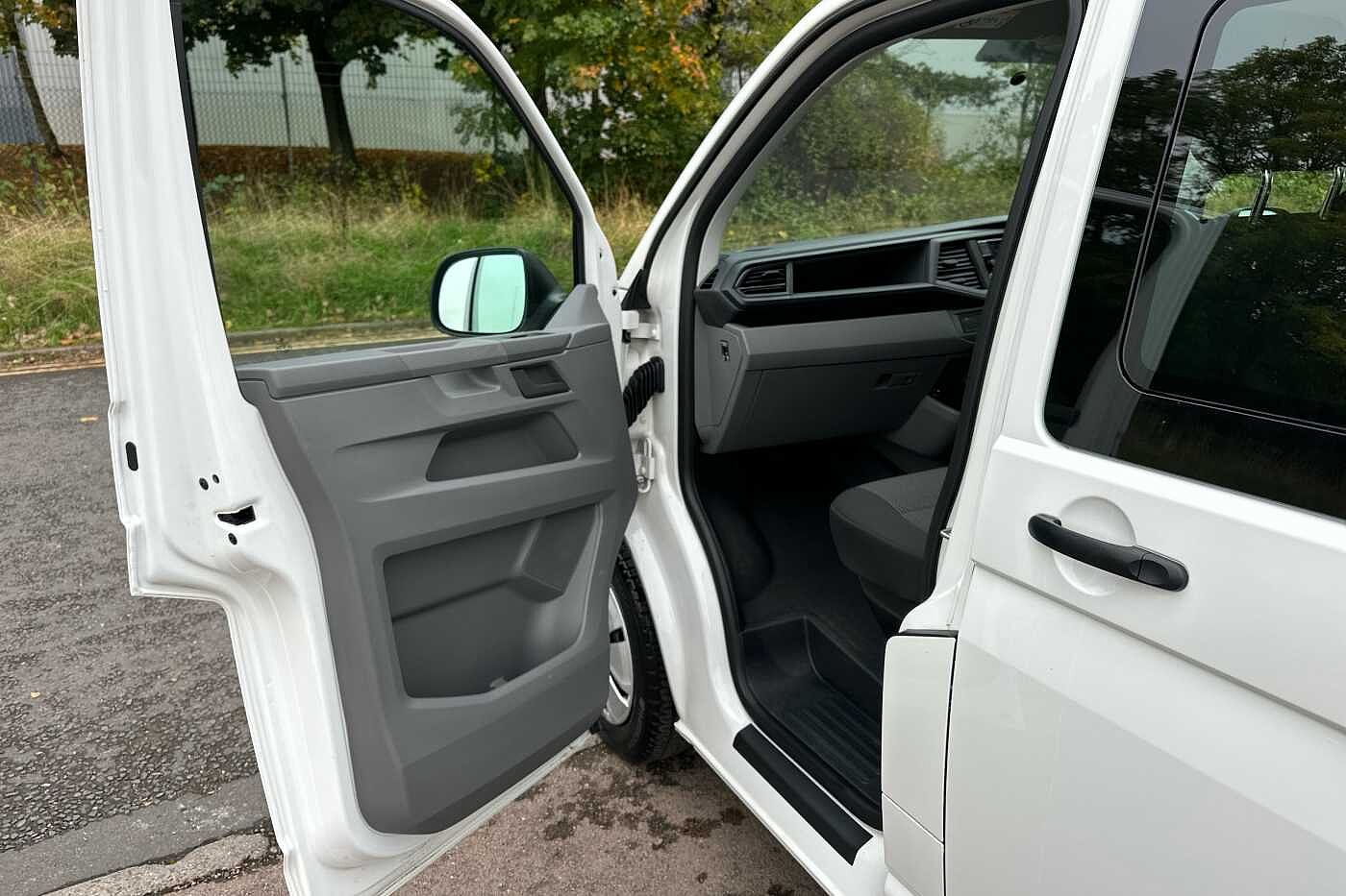 Used Volkswagen Transporter 2024 for sale - 76800321: Photo 13