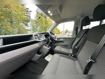 Used Volkswagen Transporter 2024 for sale - 76800321: Photo