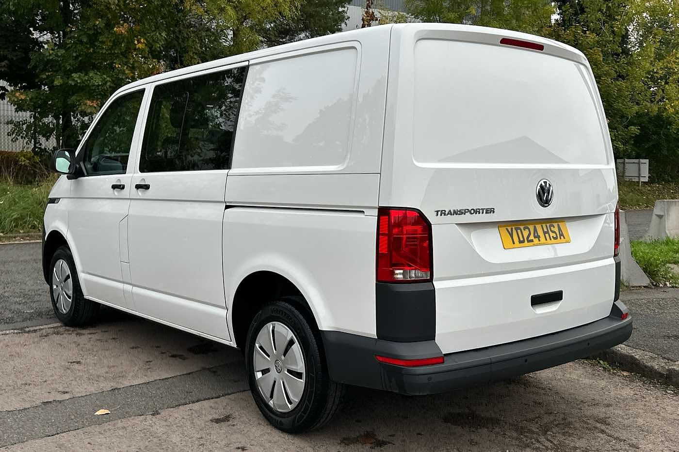 Used Volkswagen Transporter 2024 for sale - 76800321: Photo 3