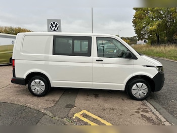 Used Volkswagen Transporter 2024 for sale - 76800321: Photo