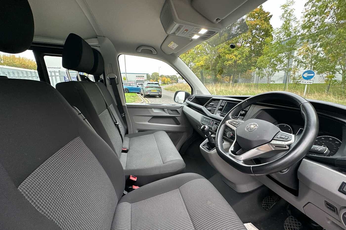 Used Volkswagen Transporter 2024 for sale - 76800321: Photo 6