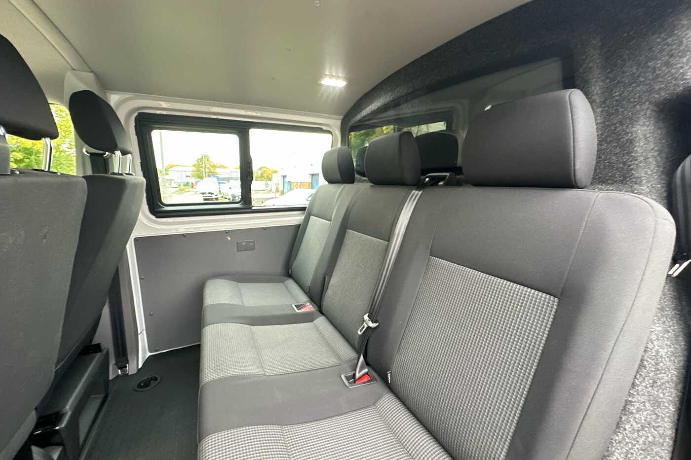 Used Volkswagen Transporter 2024 for sale - 76800321: Photo 9