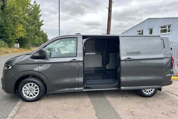 Used Volkswagen Transporter 2025 for sale - 75494976: Photo 8