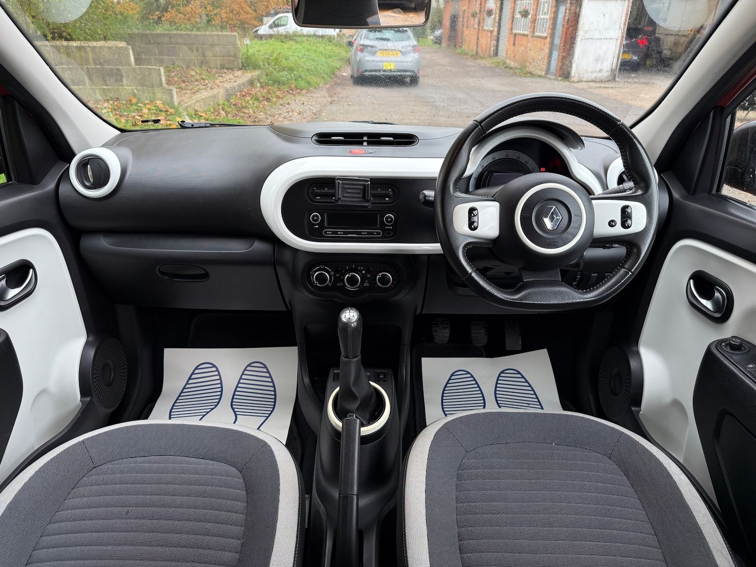 Used Renault Twingo 2015 for sale - 77755907: Photo 19