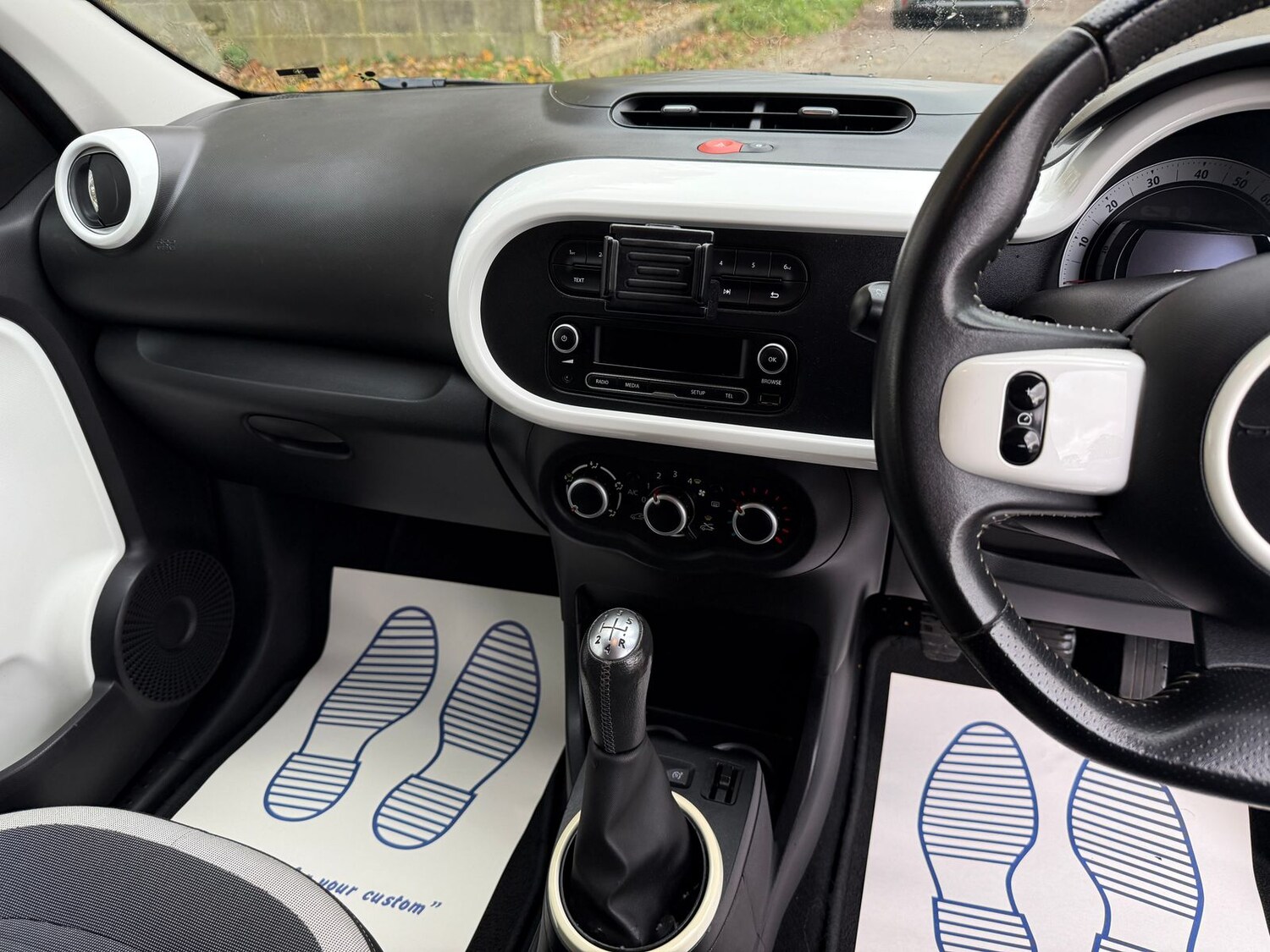 Used Renault Twingo 2015 for sale - 77755907: Photo 22