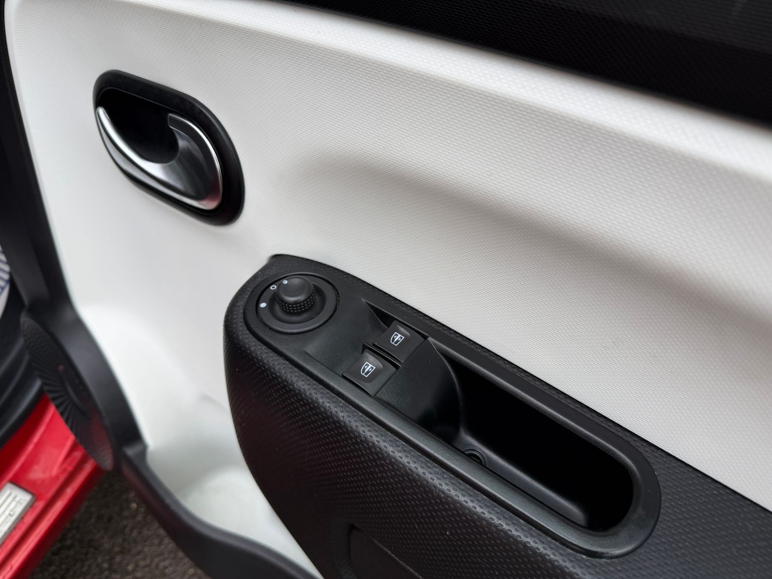 Used Renault Twingo 2015 for sale - 77755907: Photo 23