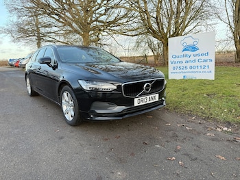 2017 - D4 MOMENTUM 5-Door