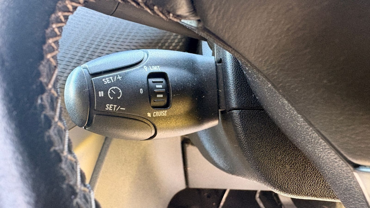 Used Peugeot 208 2018 for sale - 77588681: Photo 23