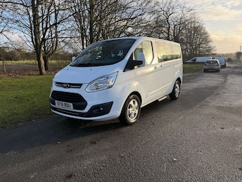 Used Ford Tourneo Custom 2018 for sale - 77169438: Photo