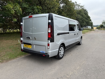 Used Vauxhall Vivaro 2018 for sale - 75644594: Photo