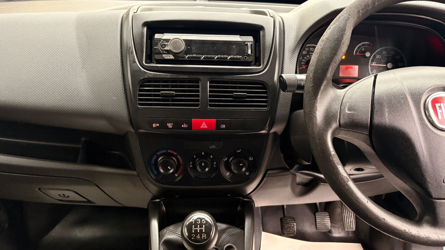 Used Fiat Doblo 2015 for sale - 76168589: Photo 18