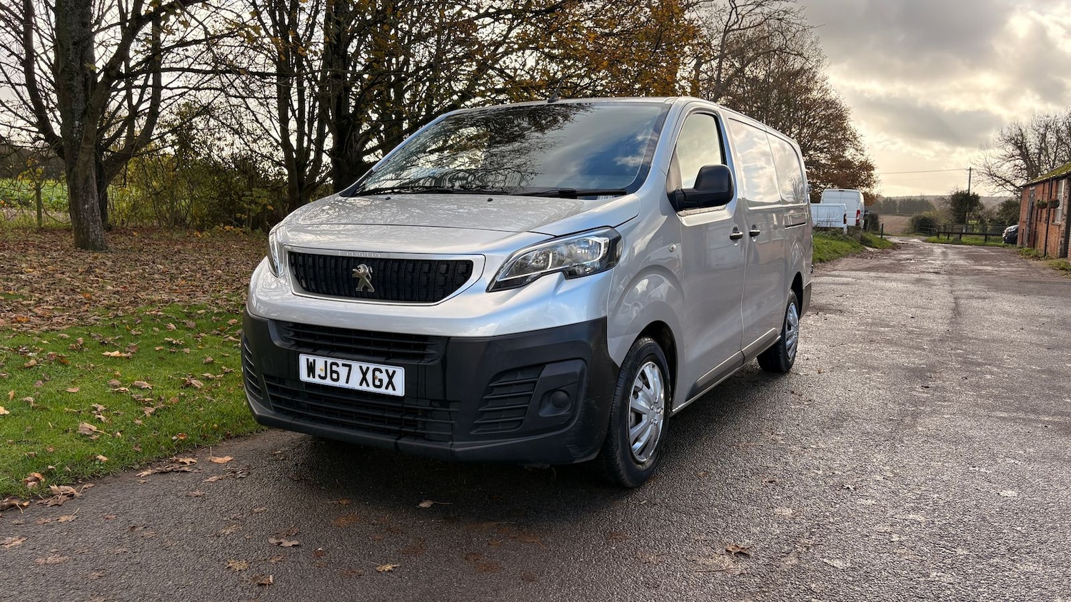 Used Peugeot Expert 2017 for sale - 76563586: Photo 2