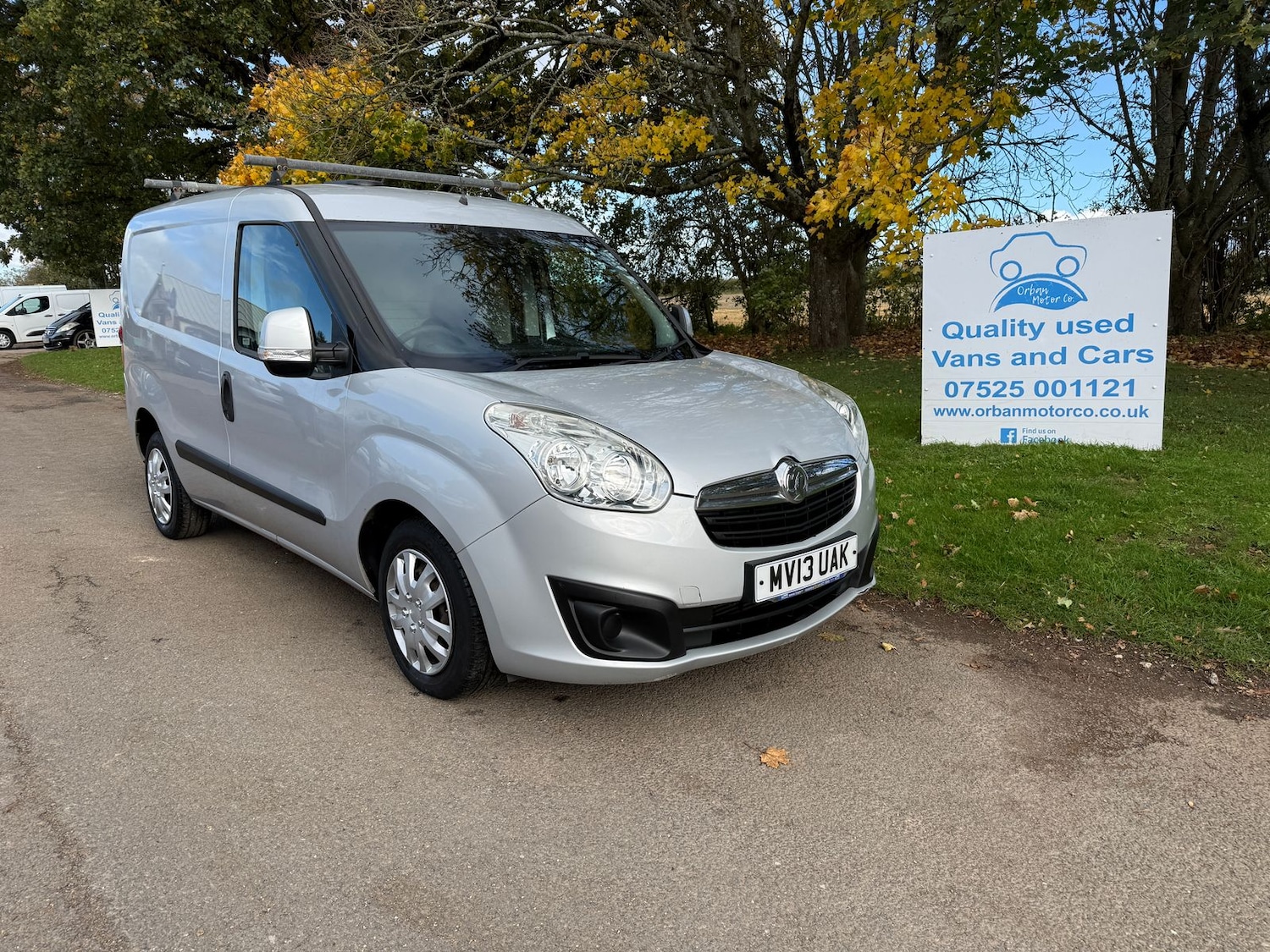 Used Vauxhall Combo 2013 for sale - 76378571: Photo 1