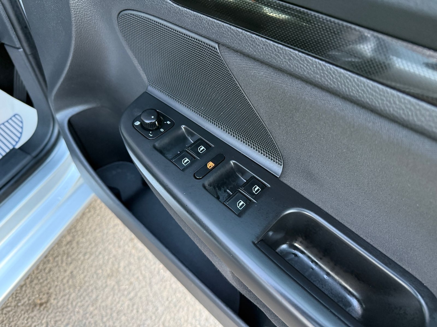 Used Volkswagen Golf 2012 for sale - 77648218: Photo 11