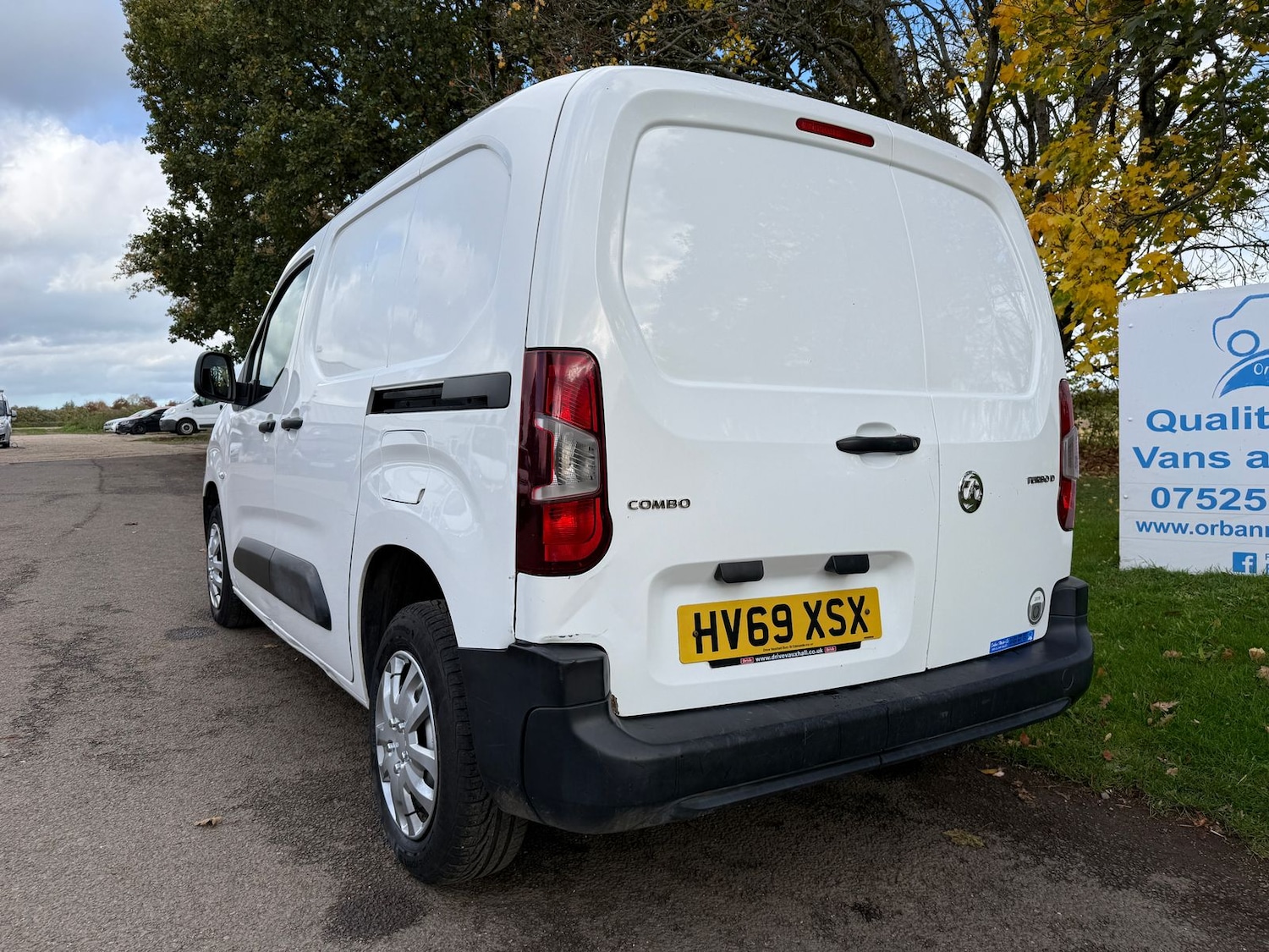 Used Vauxhall Combo 2019 for sale - 76297396: Photo 11
