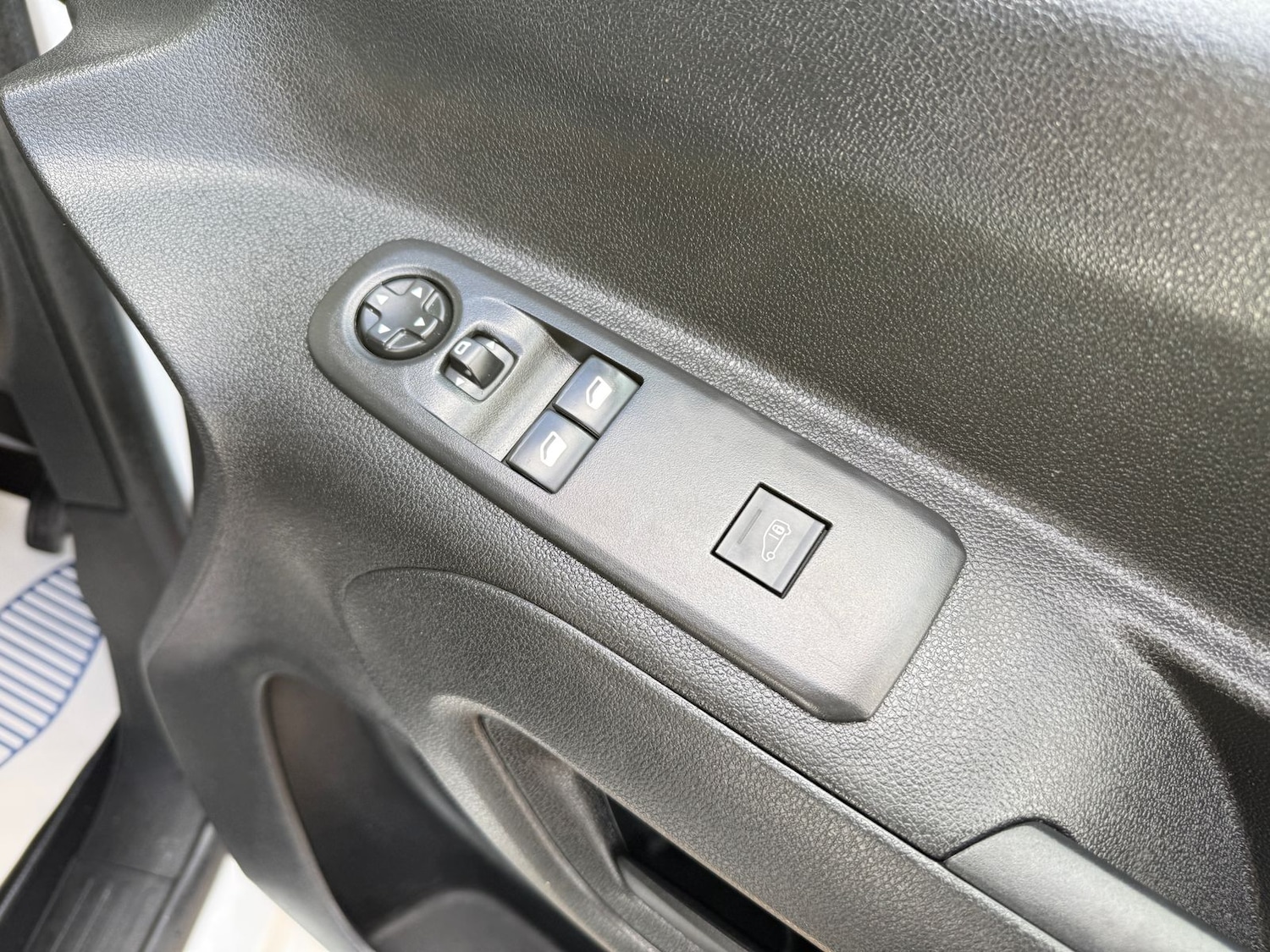 Used Vauxhall Combo 2019 for sale - 76297396: Photo 23
