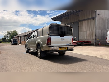 Used Toyota Hilux 2010 for sale - 78847952: Photo