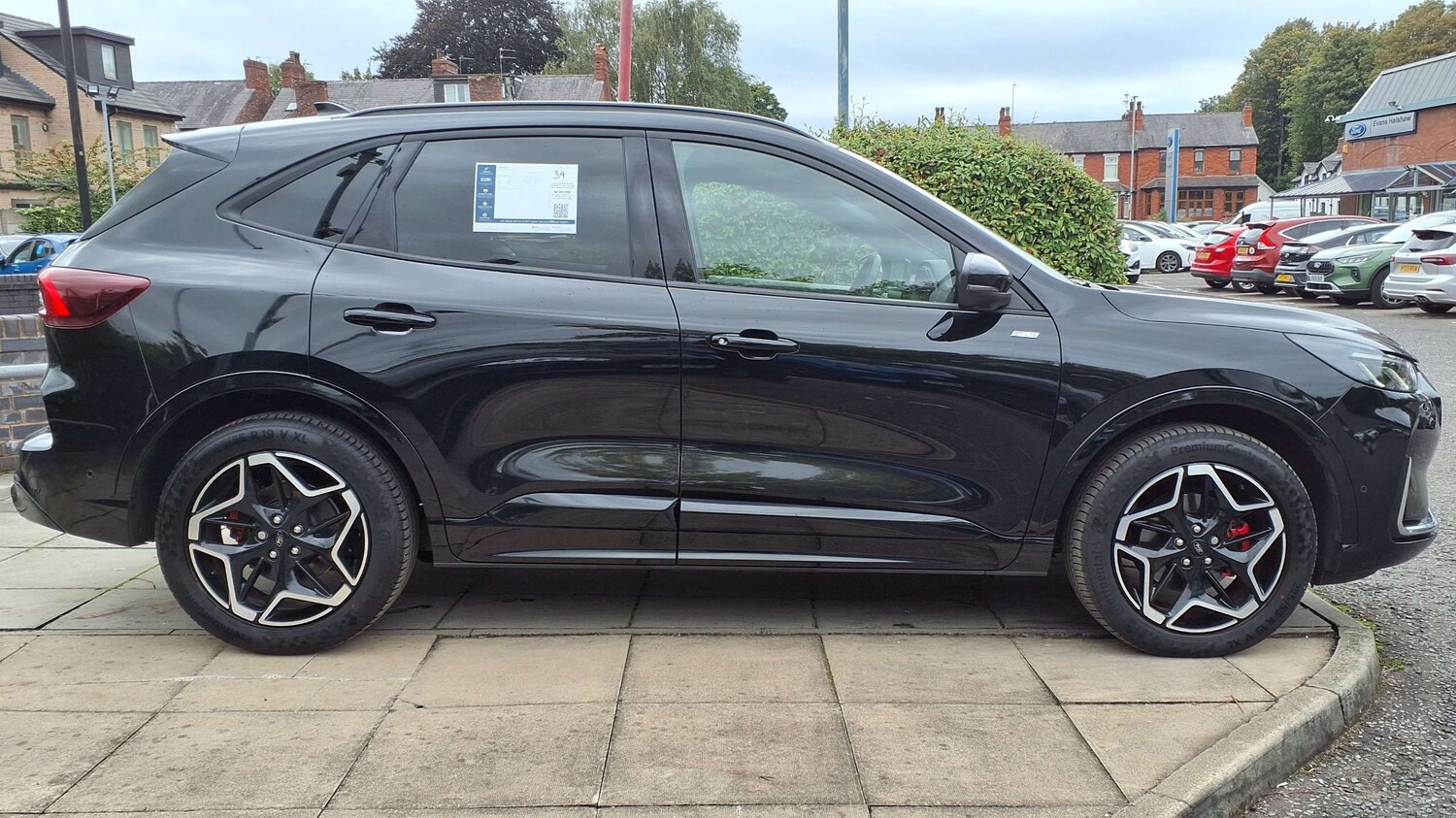 Used Ford Kuga 2024 for sale - 76034654: Photo 2