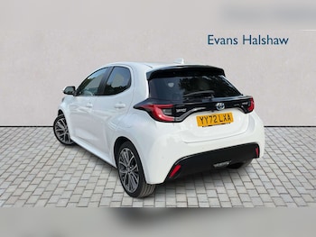 Used Toyota Yaris 2022 for sale - 79397556: Photo