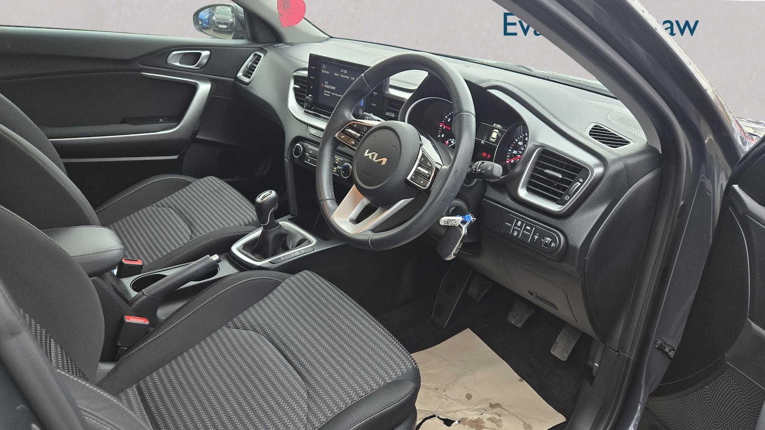 Used Kia XCeed 2021 for sale - 76851576: Photo 17