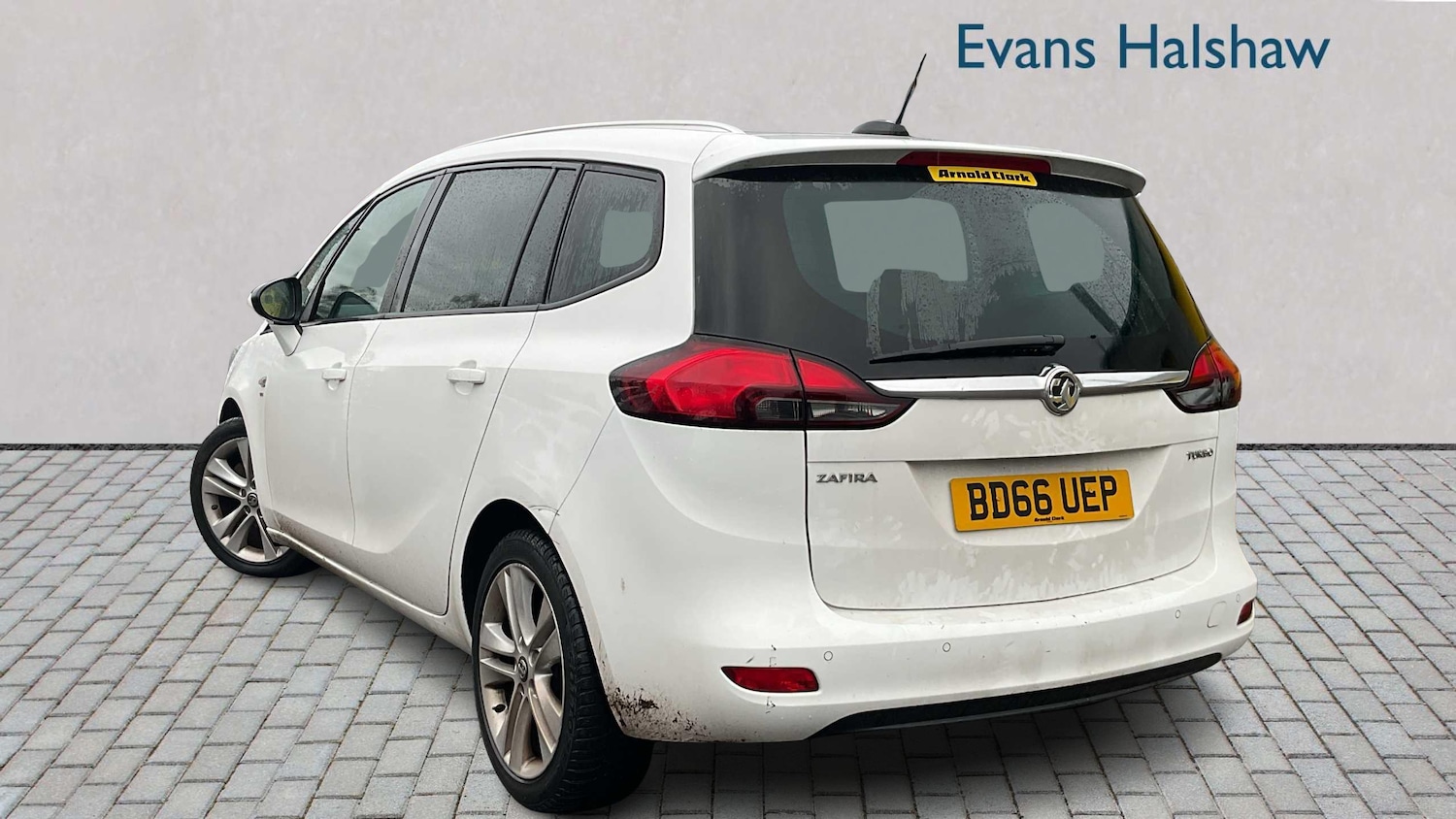 Used Vauxhall Zafira 2016 for sale - 76774166: Photo 2