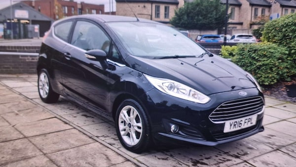 Used Ford Fiesta 2016 for sale - 76262445: Photo 1