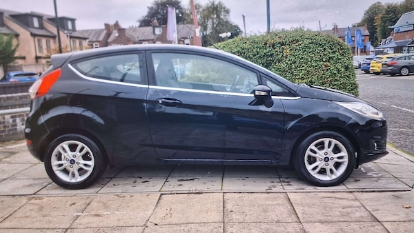Used Ford Fiesta 2016 for sale - 76262445: Photo 2